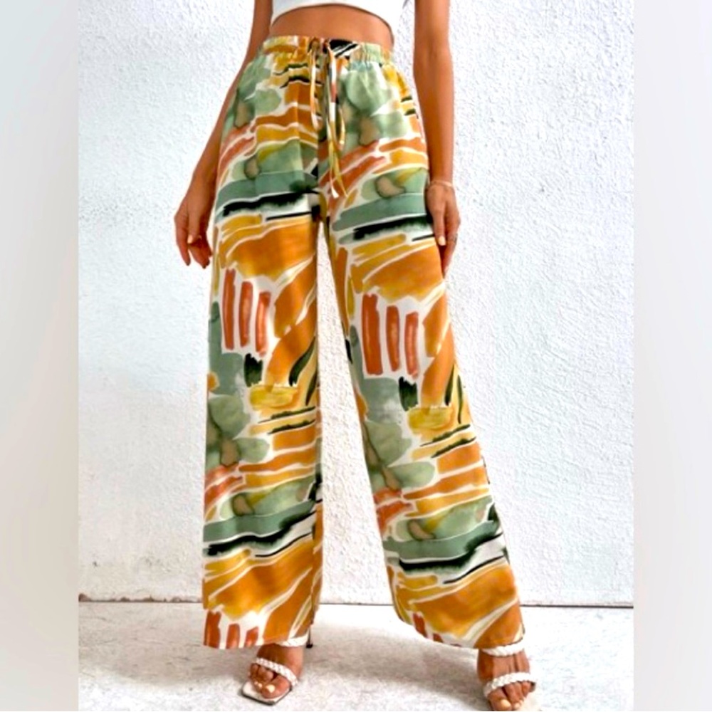 Adorable Lightweight Abstract Print Wide-Leg Pants size Large, elastic waist!